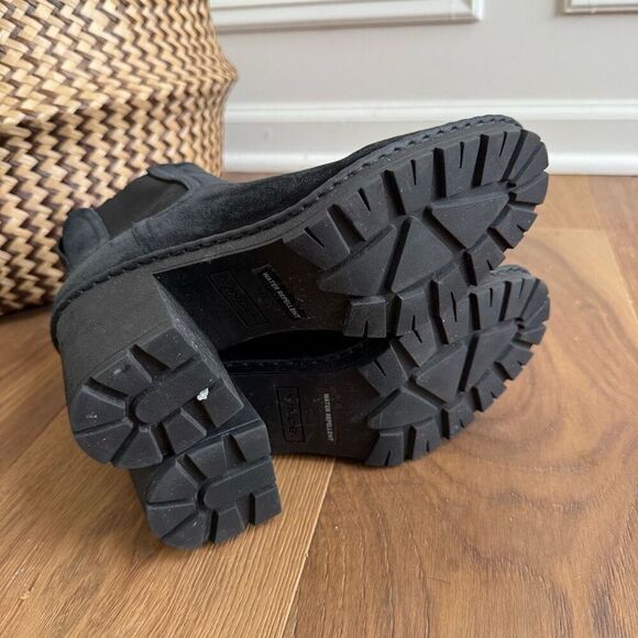 $425 Vince Henderson Weatherproof Suede Heel Chelsea Ankle Boot Black 8 - Picture 7 of 10